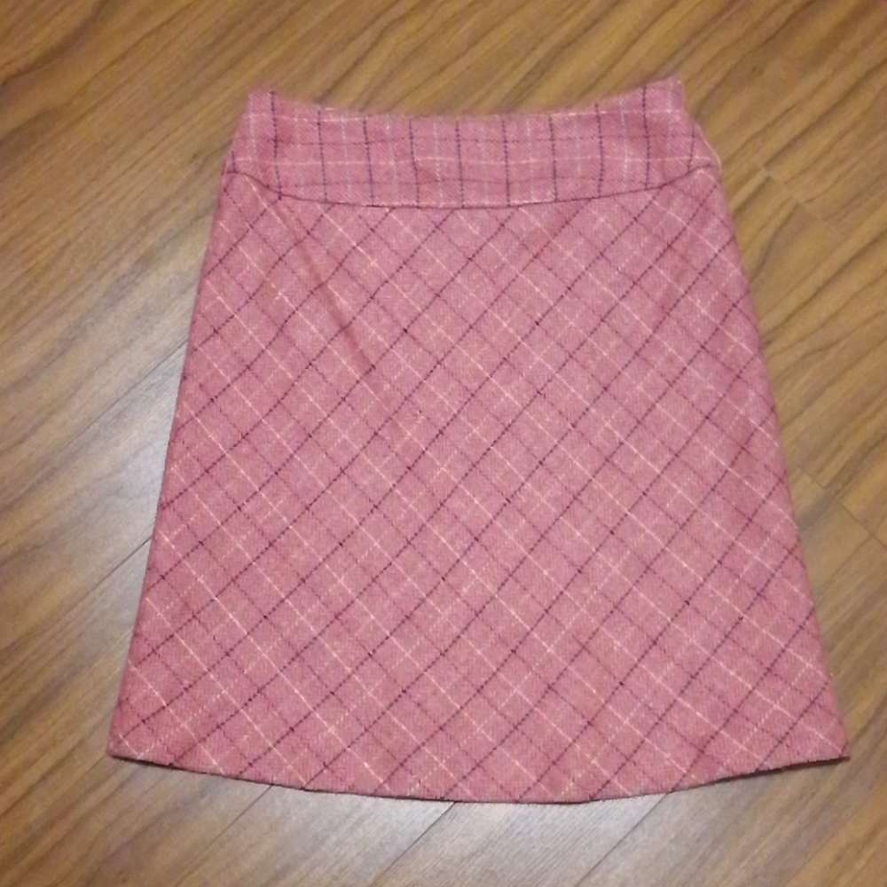 NWOT design/made in Canada pencil skirt
